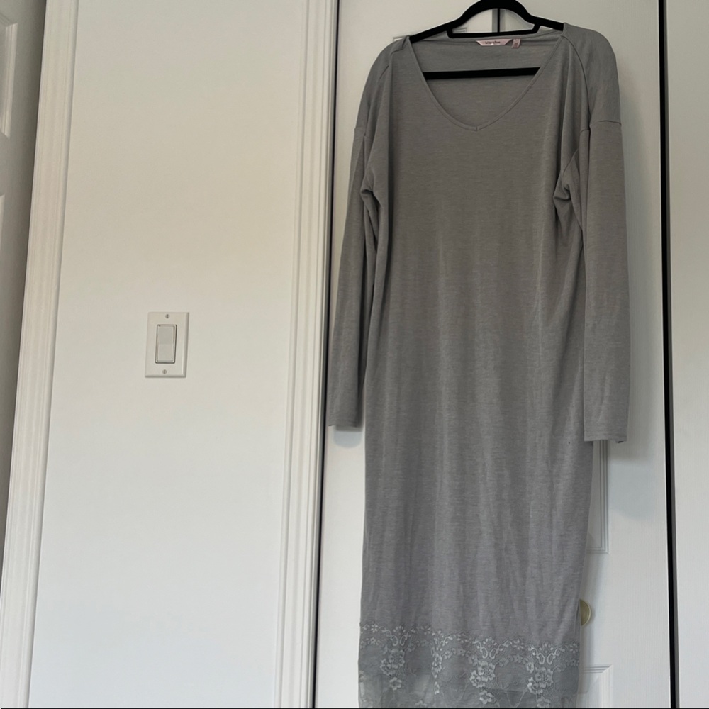 ##🎉🎉🎉❌2/10$ ❌🎉🎉🎉
1 
La Vie En Rose Charcoal Knit Fabric